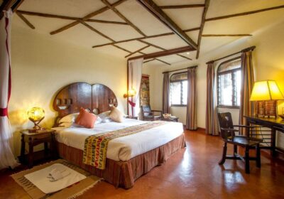 Luxury Lodges in Serengeti National Park